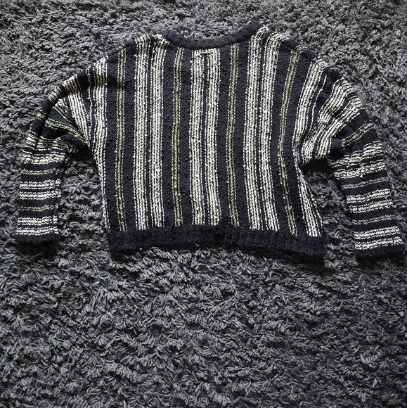 Billabong Easy Going Cropped Sweater - Picture 6 of 11